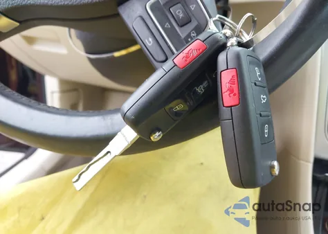 2013 Volkswagen Passat 2.5L Se from USA, damaged, VIN 1VWBP7A30DC082089